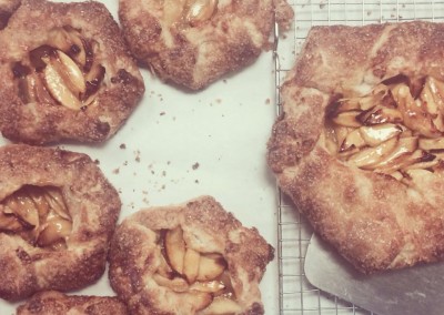Freshly baked apple crostatas